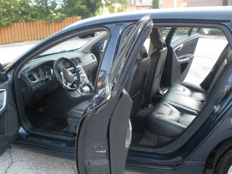 2015 Volvo V60 T5 Drive-E Premier