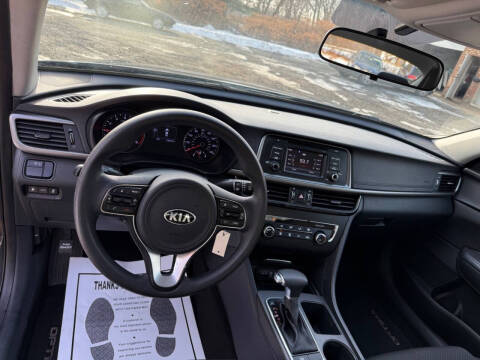 2017 Kia Optima LX