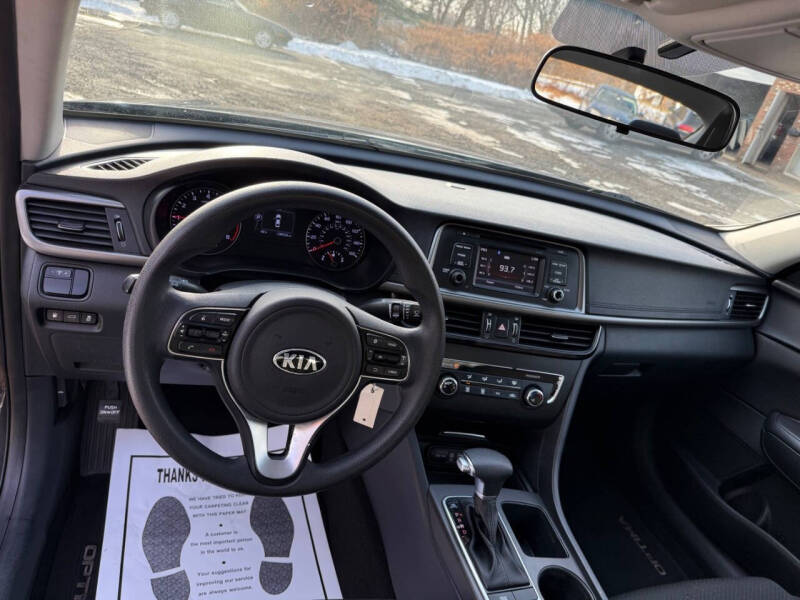 2017 Kia Optima LX