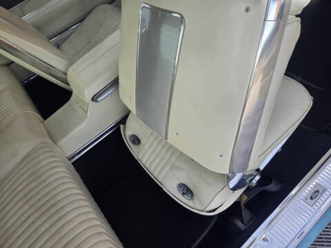 1964 Ford Thunderbird