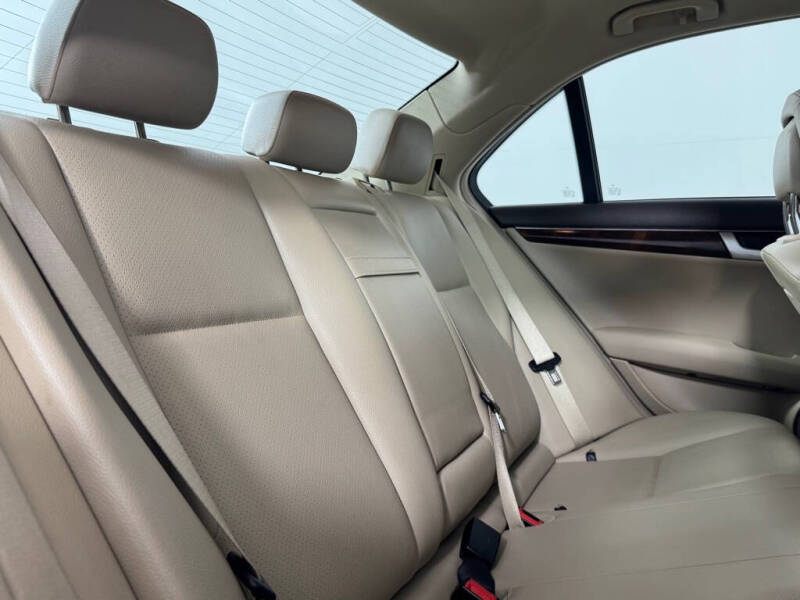 2012 Mercedes-Benz C-Class