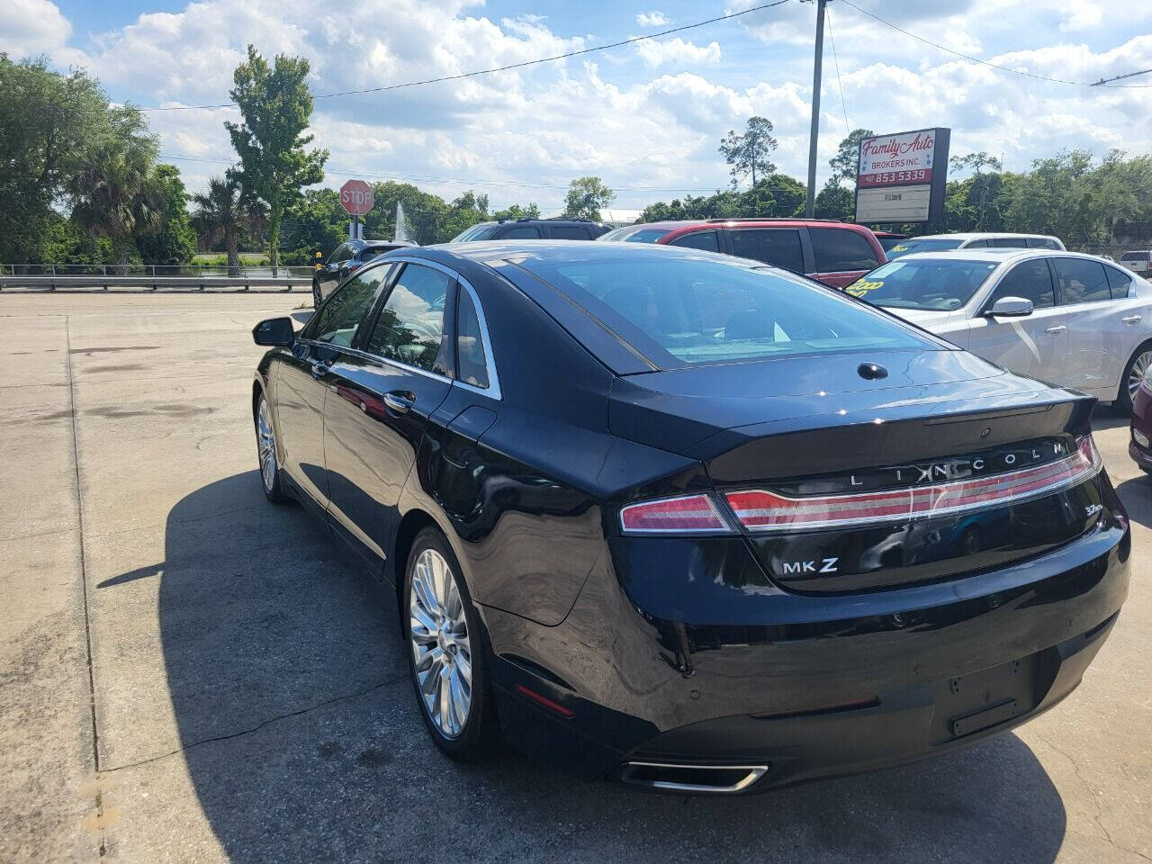 2016 Lincoln MKZ for sale at FAMILY AUTO BROKERS in Longwood, FL