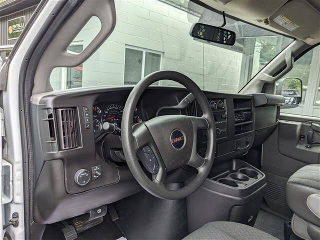 2024 GMC Savana 2500