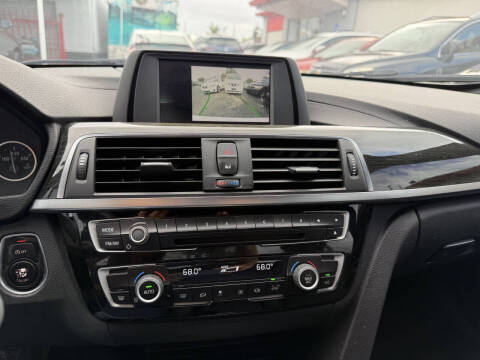 2018 BMW 3 Series 330i