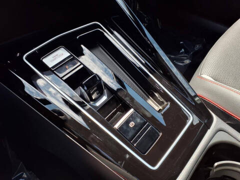 2025 Volkswagen Golf GTI SE