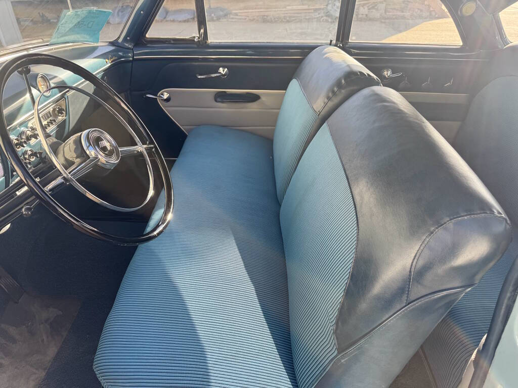 1952 Ford Crestline 20