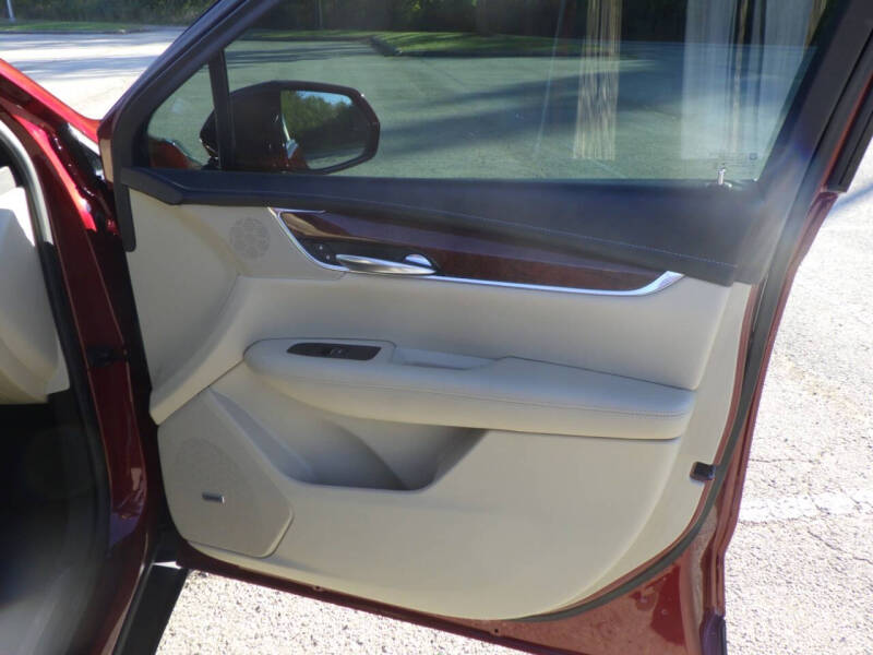 2018 Cadillac XT5 Premium Luxury