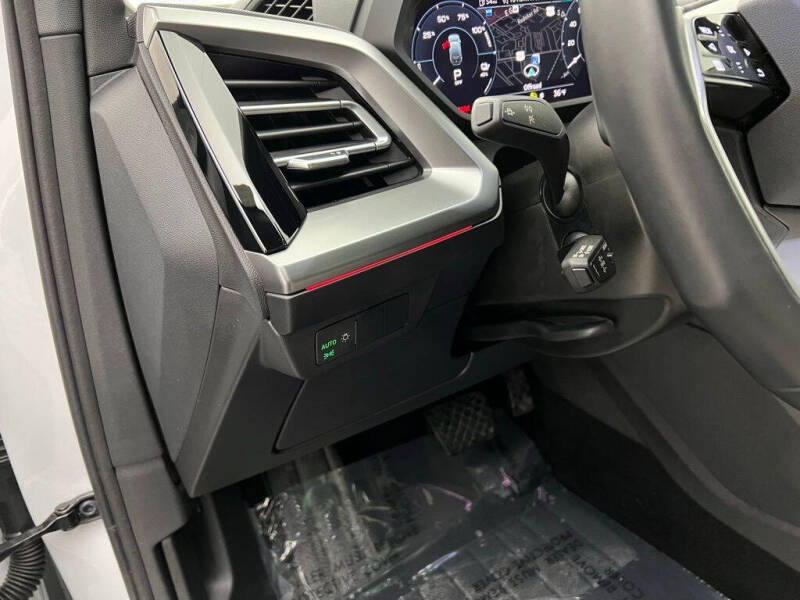 2023 Audi Q4 e-tron quattro Premium Plus 50