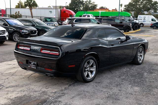 2016 Dodge Challenger