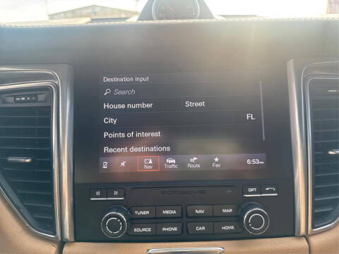 2018 Porsche Macan