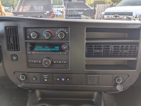 2025 Chevrolet Express 2500