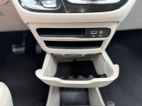 2017 Chrysler Pacifica Touring Plus