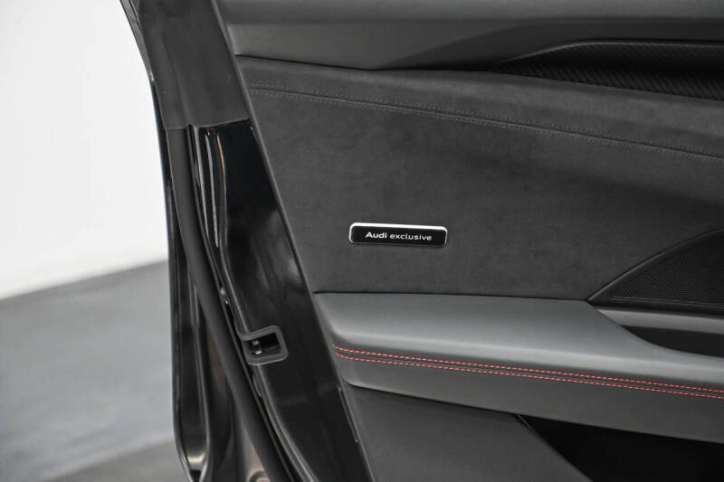 2023 Audi RS e-tron GT quattro