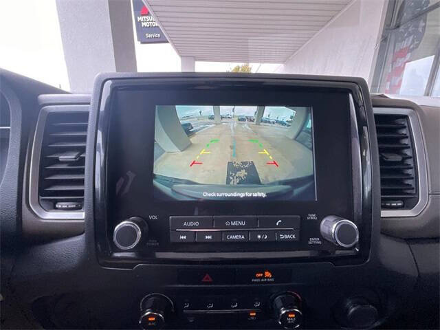 2022 Nissan Frontier SV