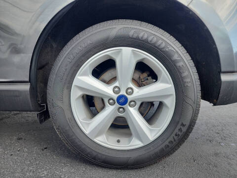 2016 Ford Edge SE