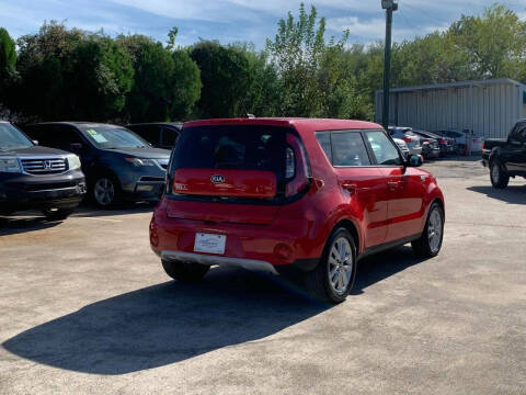 2019 Kia Soul +