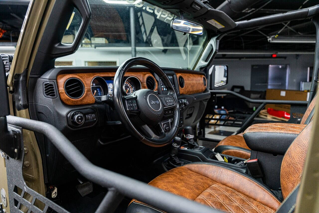 2020 Jeep Gladiator Pickup - $54,999