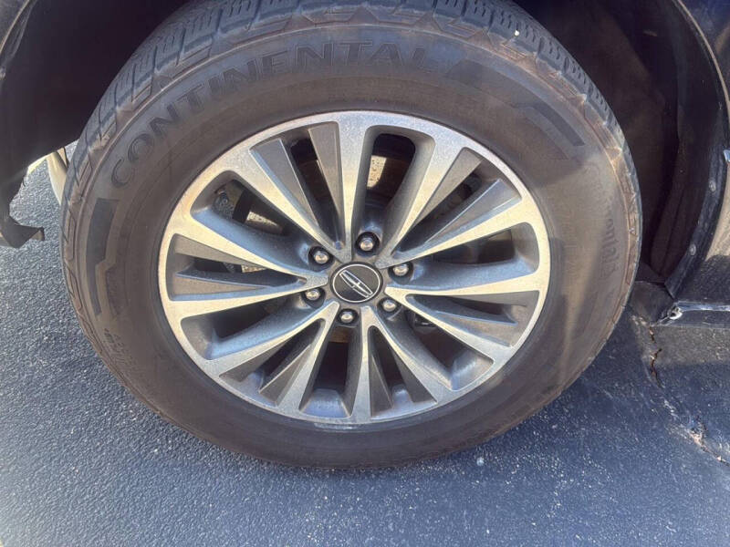 2016 Lincoln Navigator Select