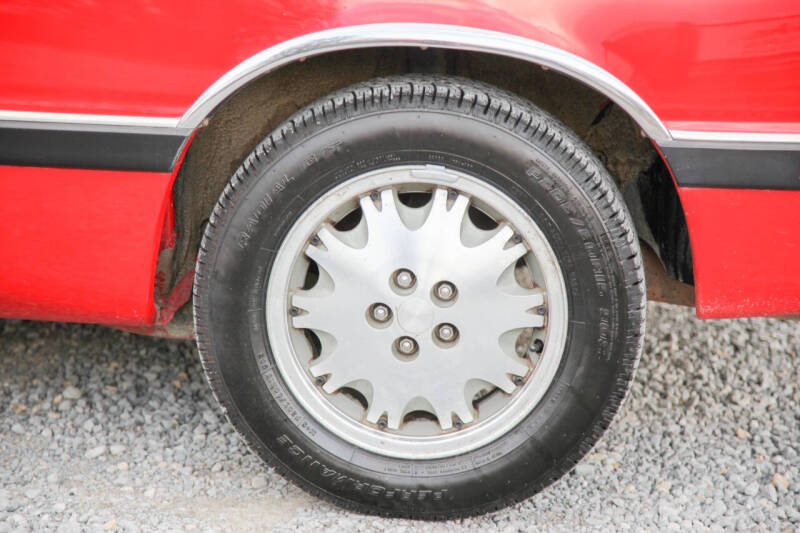 1988 Chrysler Le Baron Premium