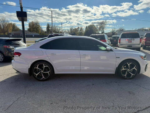 2021 Volkswagen Passat R-Line