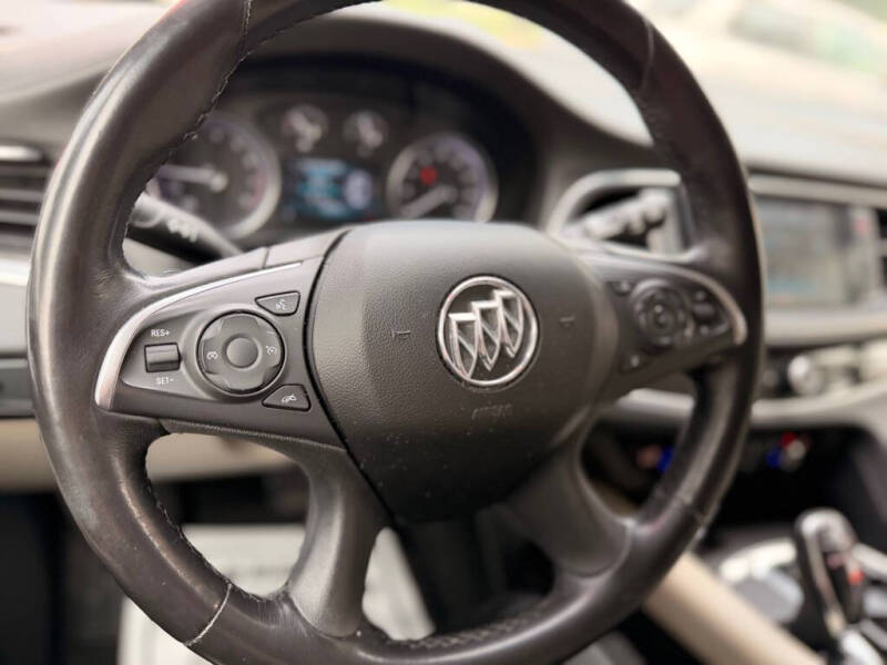 2019 Buick Enclave Essence