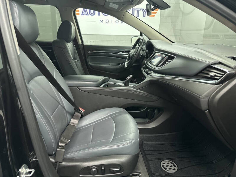 2021 Buick Enclave Essence