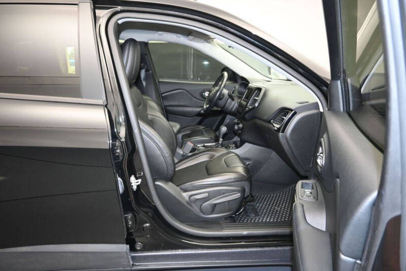2020 Jeep Cherokee Altitude