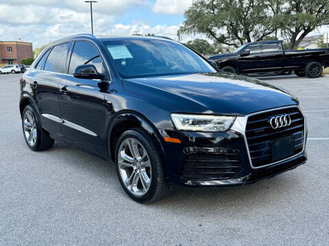2016 Audi Q3 2.0T quattro Prestige