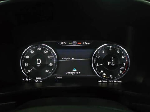 2020 Volvo XC40 T4 R-Design