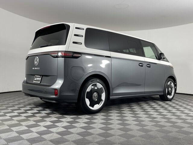 2025 Volkswagen ID. Buzz Pro S