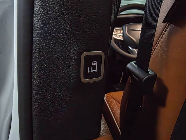 2025 Chrysler Pacifica Plug-In Hybrid Pinnacle