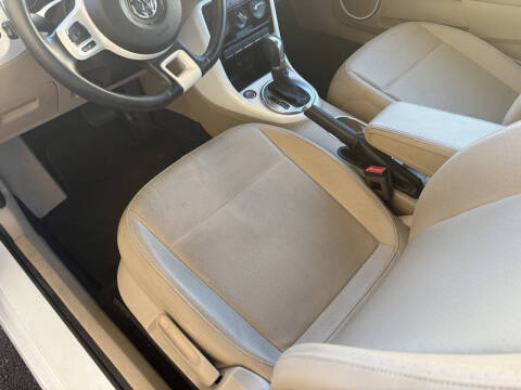 2018 Volkswagen Beetle Convertible 2.0T S with Style and Comfort