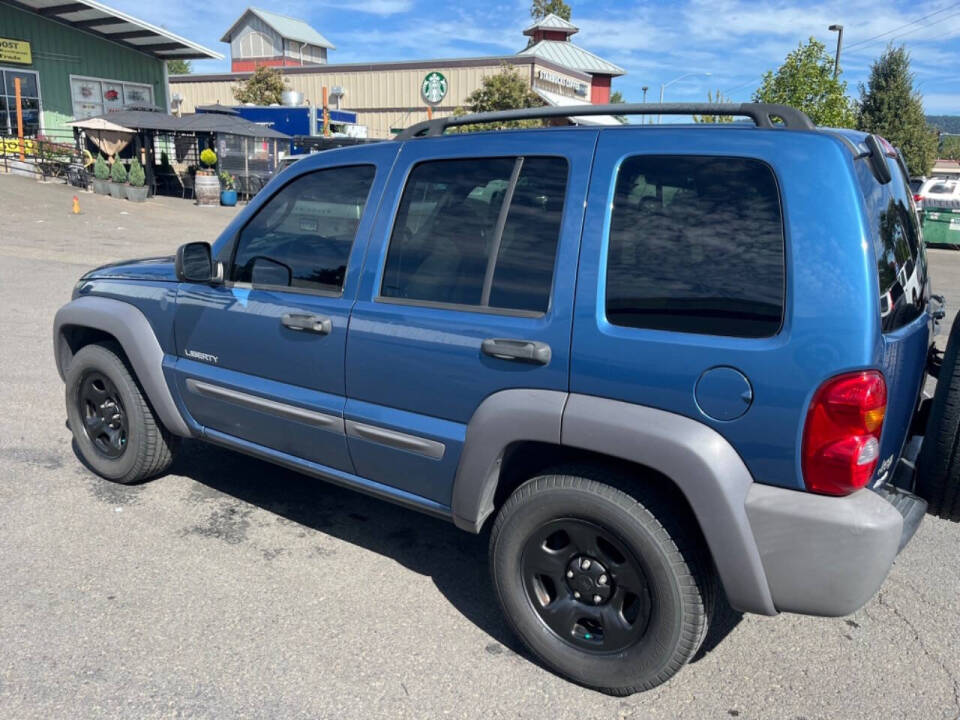 2004 Jeep Liberty for sale at Paradise Coach in Newberg, OR