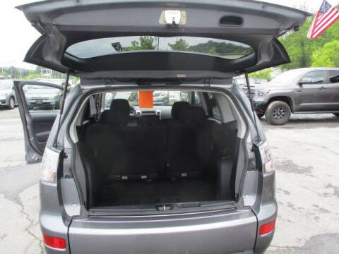 2009 Mitsubishi Outlander ES