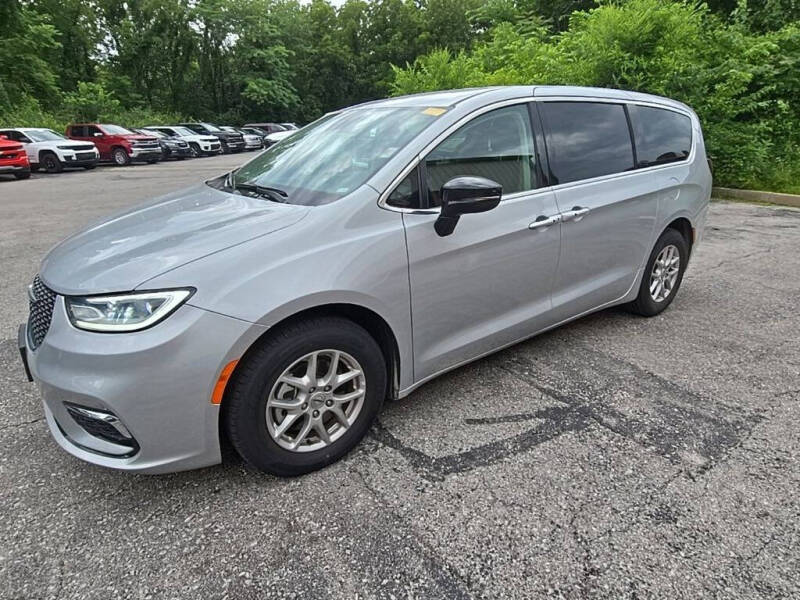 2024 Chrysler Pacifica Touring L