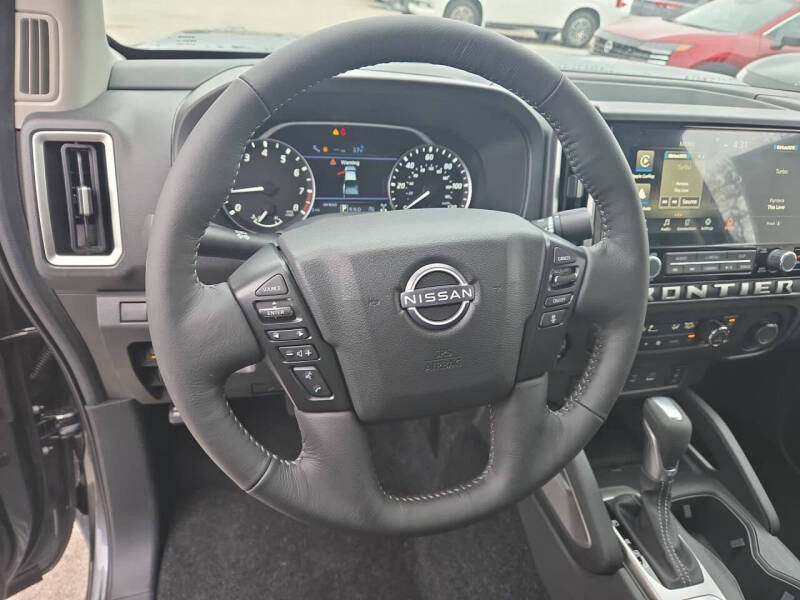 2026 Nissan Frontier SV