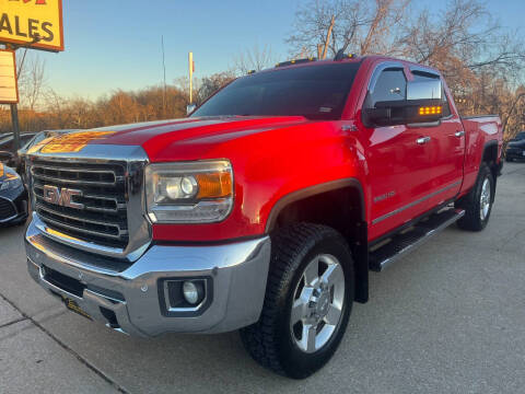 2016 GMC Sierra 2500HD for sale at Town and Country Auto Sales in Jefferson City MO