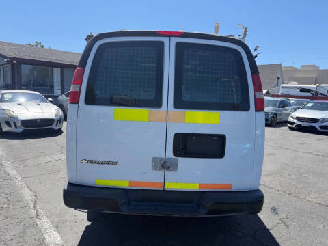 2017 Chevrolet Express 2500