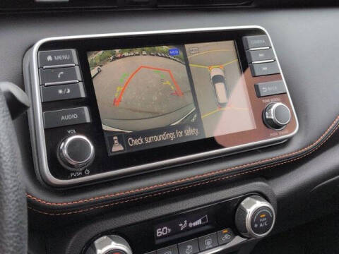 2019 Nissan Kicks SR