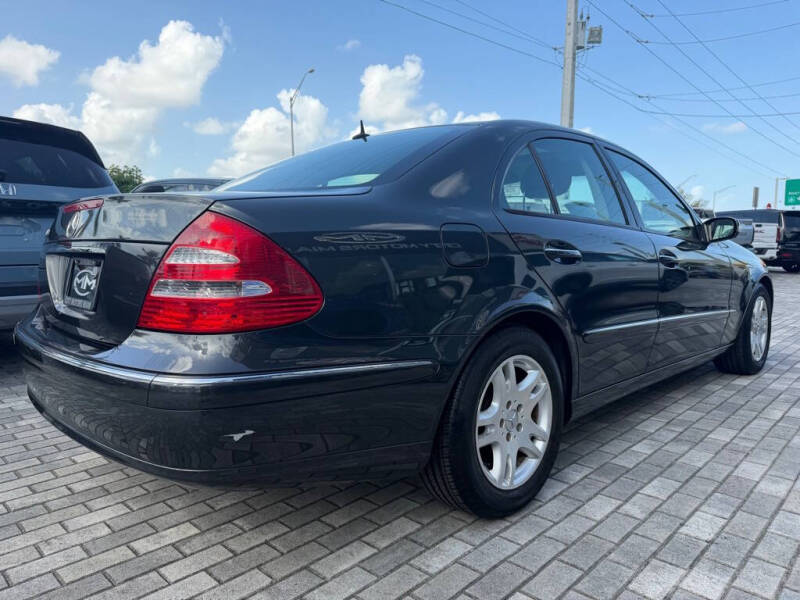 2004 Mercedes-Benz E-Class E 320