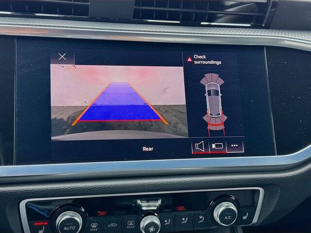 2022 Audi Q3 quattro S line Premium 45 TFSI