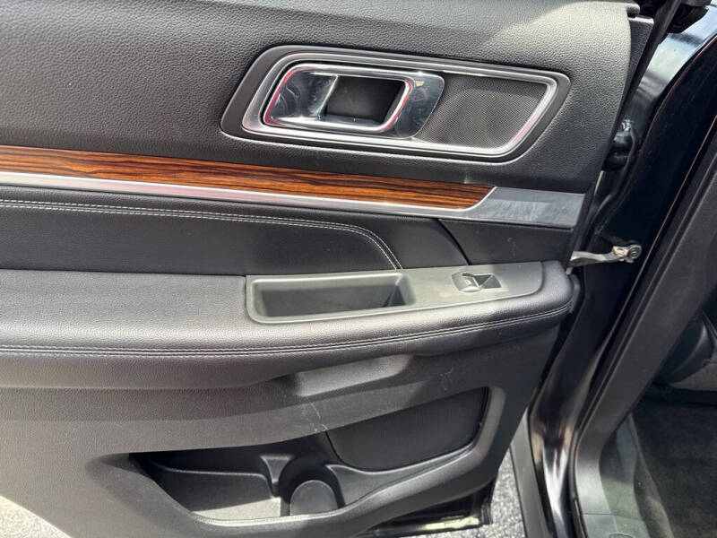 2017 Ford Explorer Limited