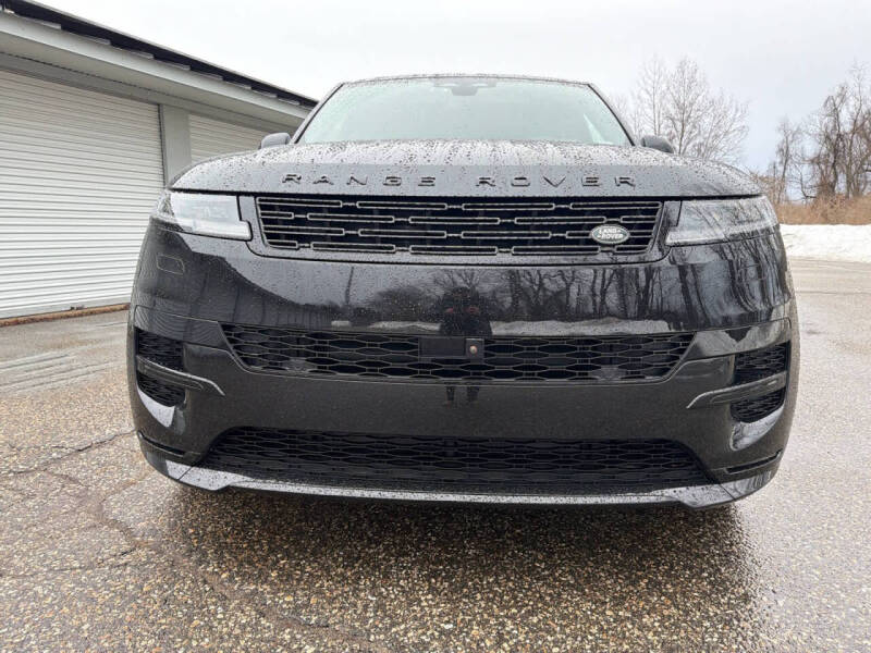 2025 Land Rover Range Rover Sport P460e Dynamic SE