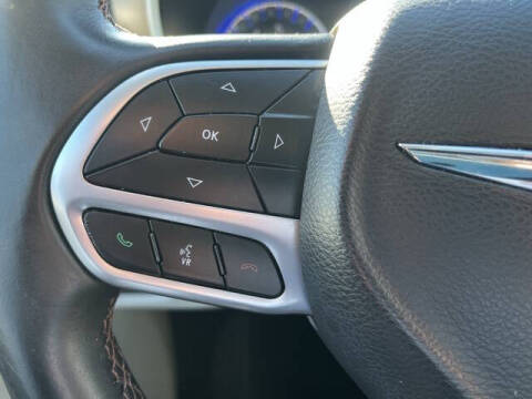 2017 Chrysler Pacifica Touring-L