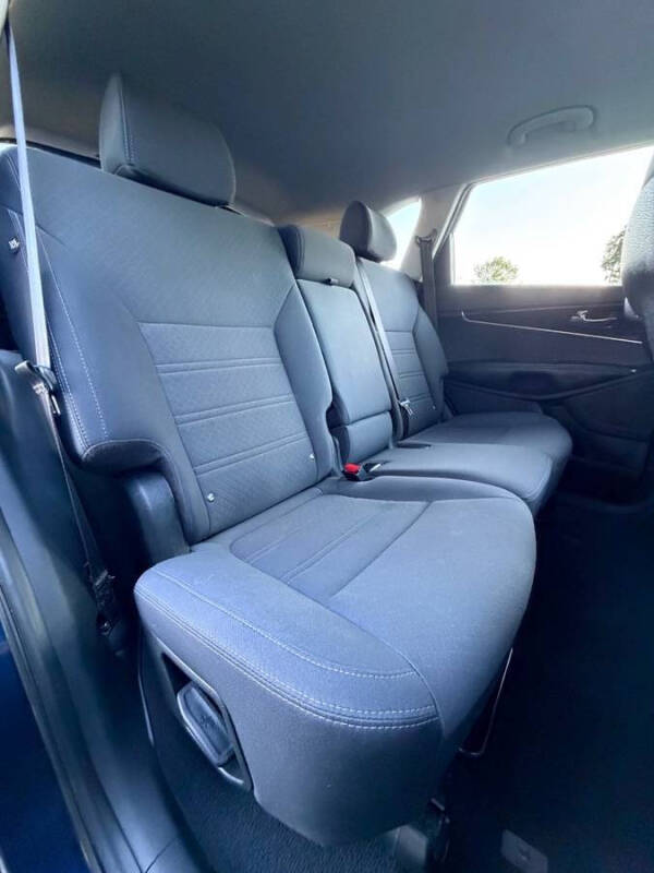 2019 Kia Sorento LX V6