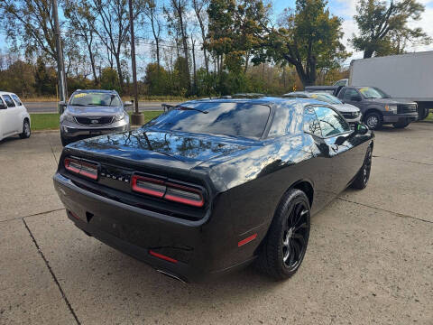 2017 Dodge Challenger SXT