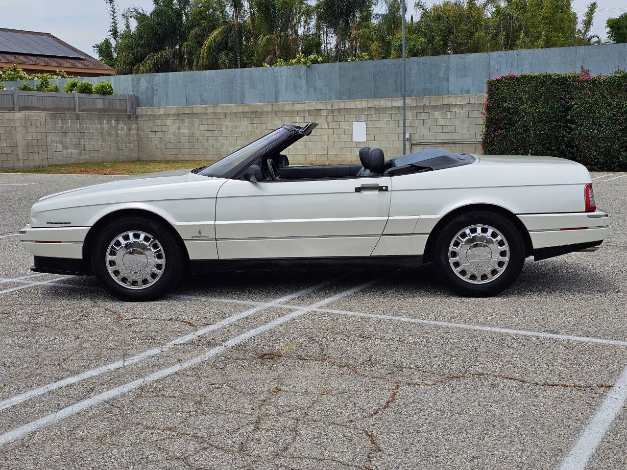 1993 Cadillac Allante 3