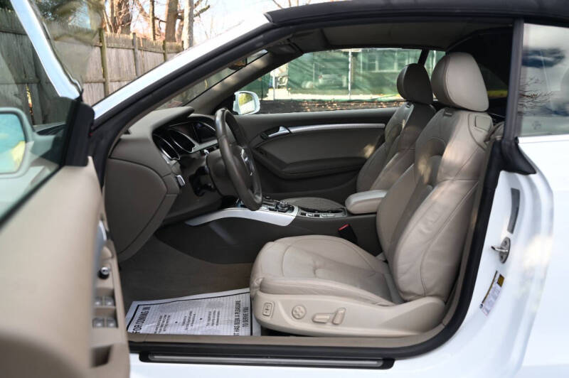 2011 Audi A5 2.0T quattro Prestige