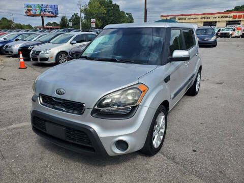 2013 Kia Soul +