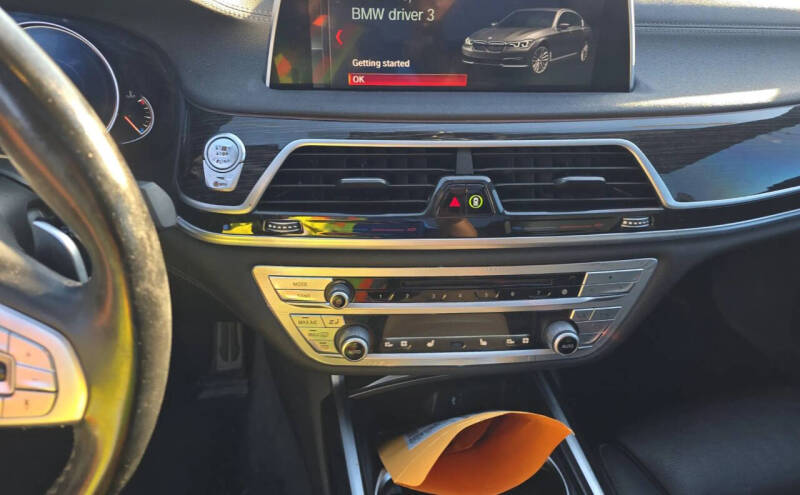 2019 BMW 7 Series 740i